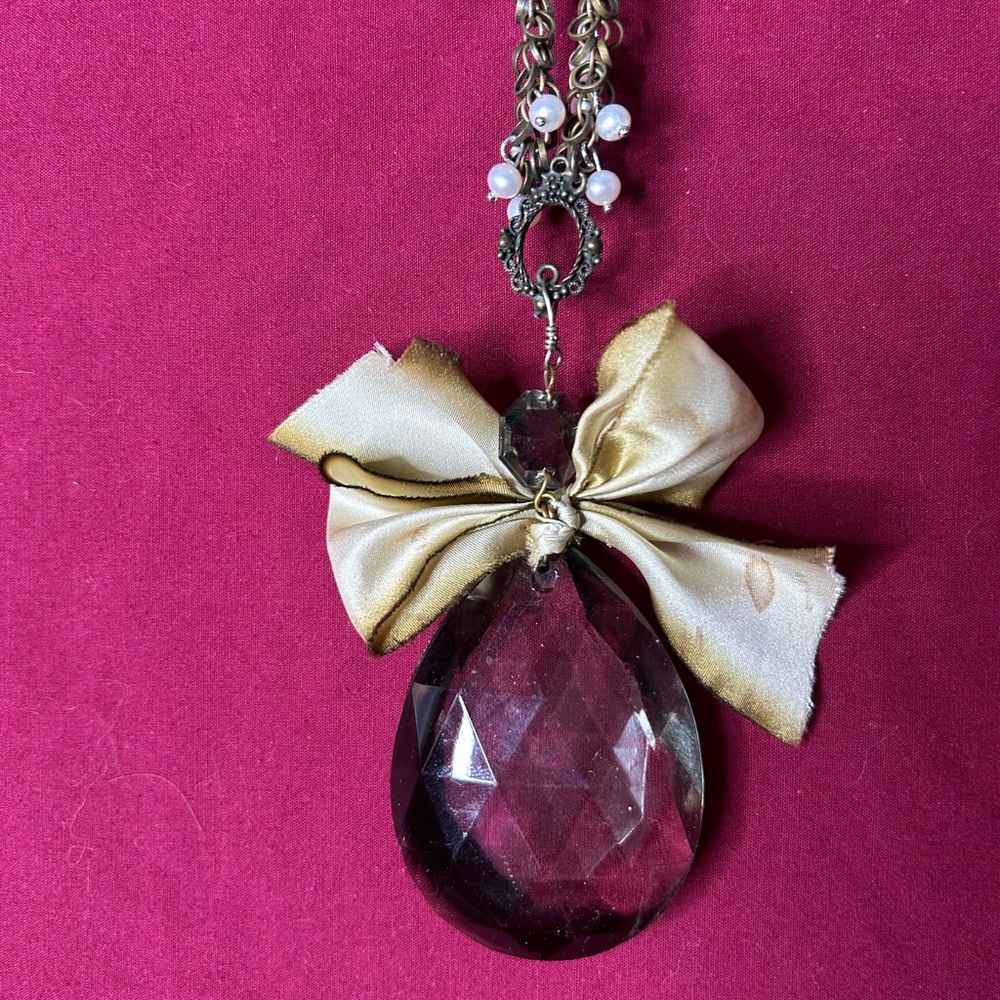 Marquis & Camus Collection by Sarah Kang-Elegant Bow Pendant Necklace